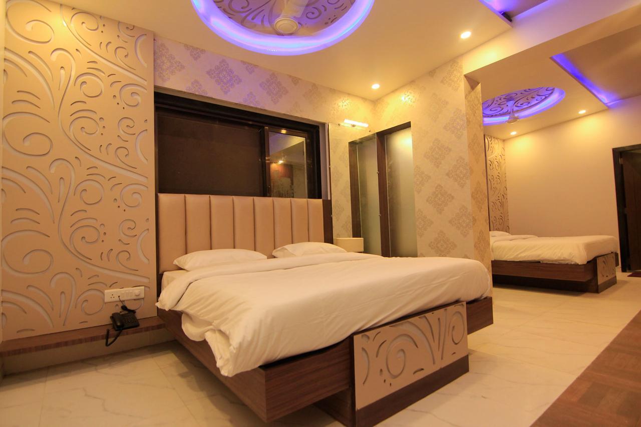 Hotel Sai Dharam Palace Shirdi Eksteriør billede